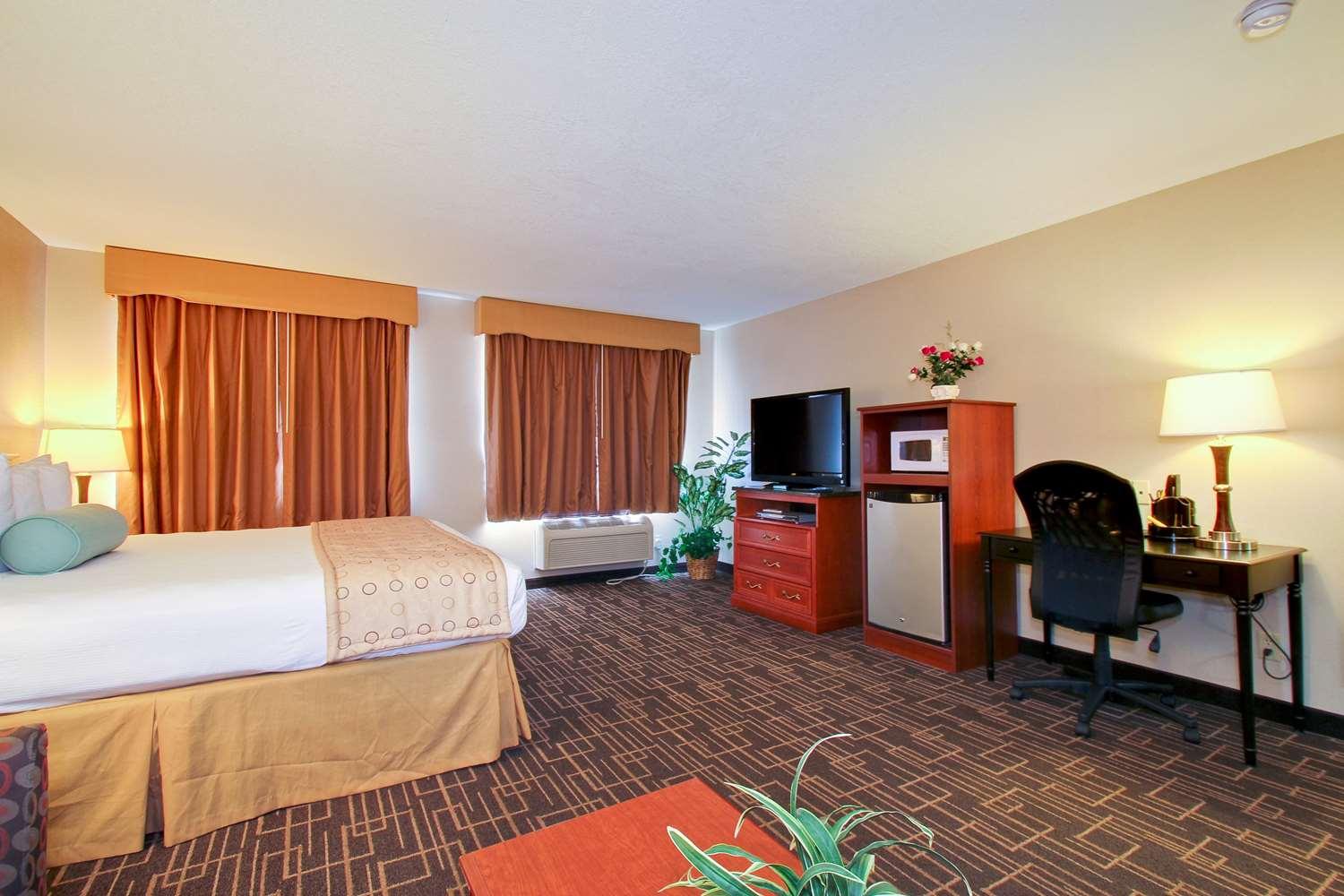 Hotel Western Airport 3*
