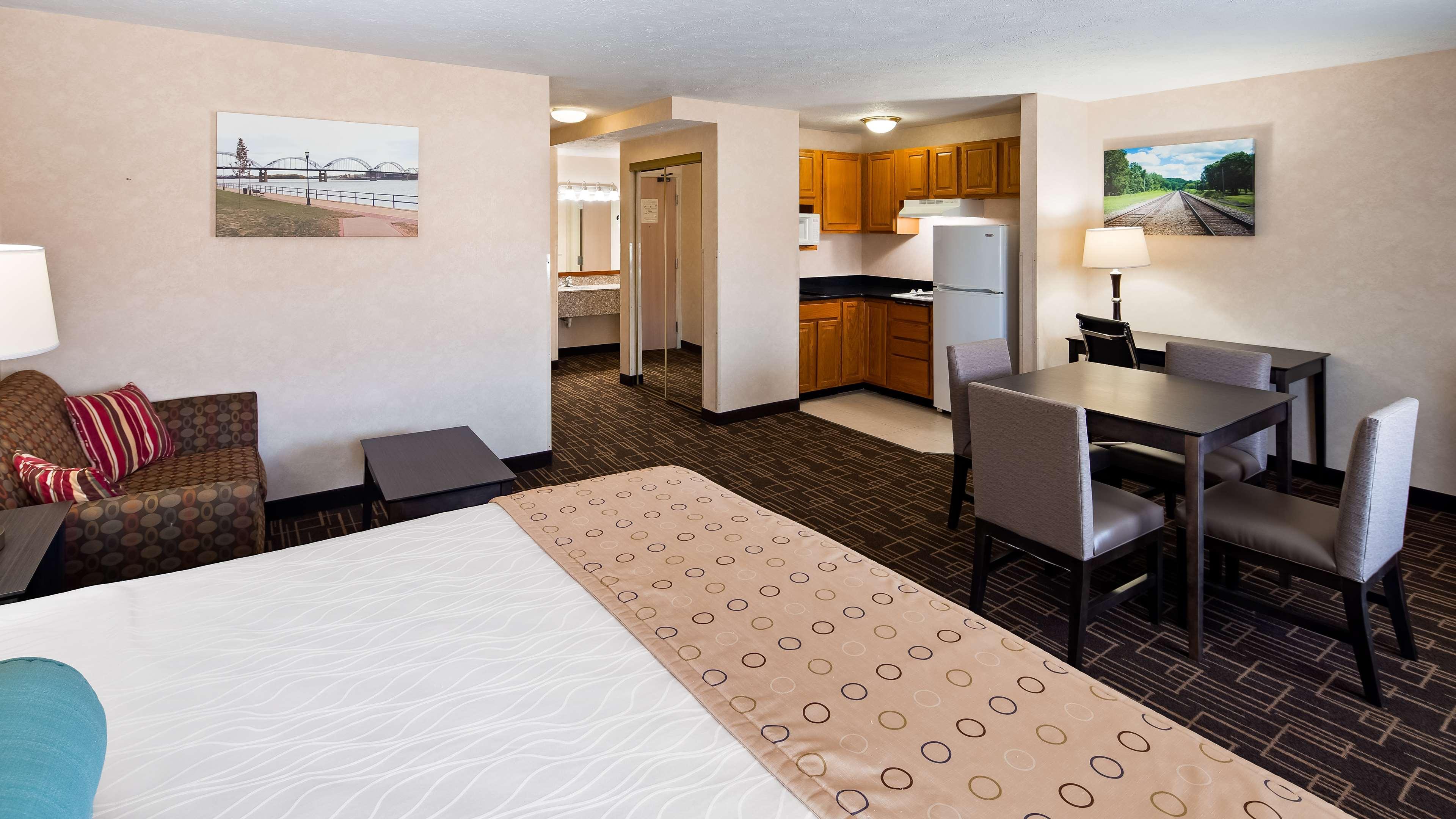 Hotel Western Airport