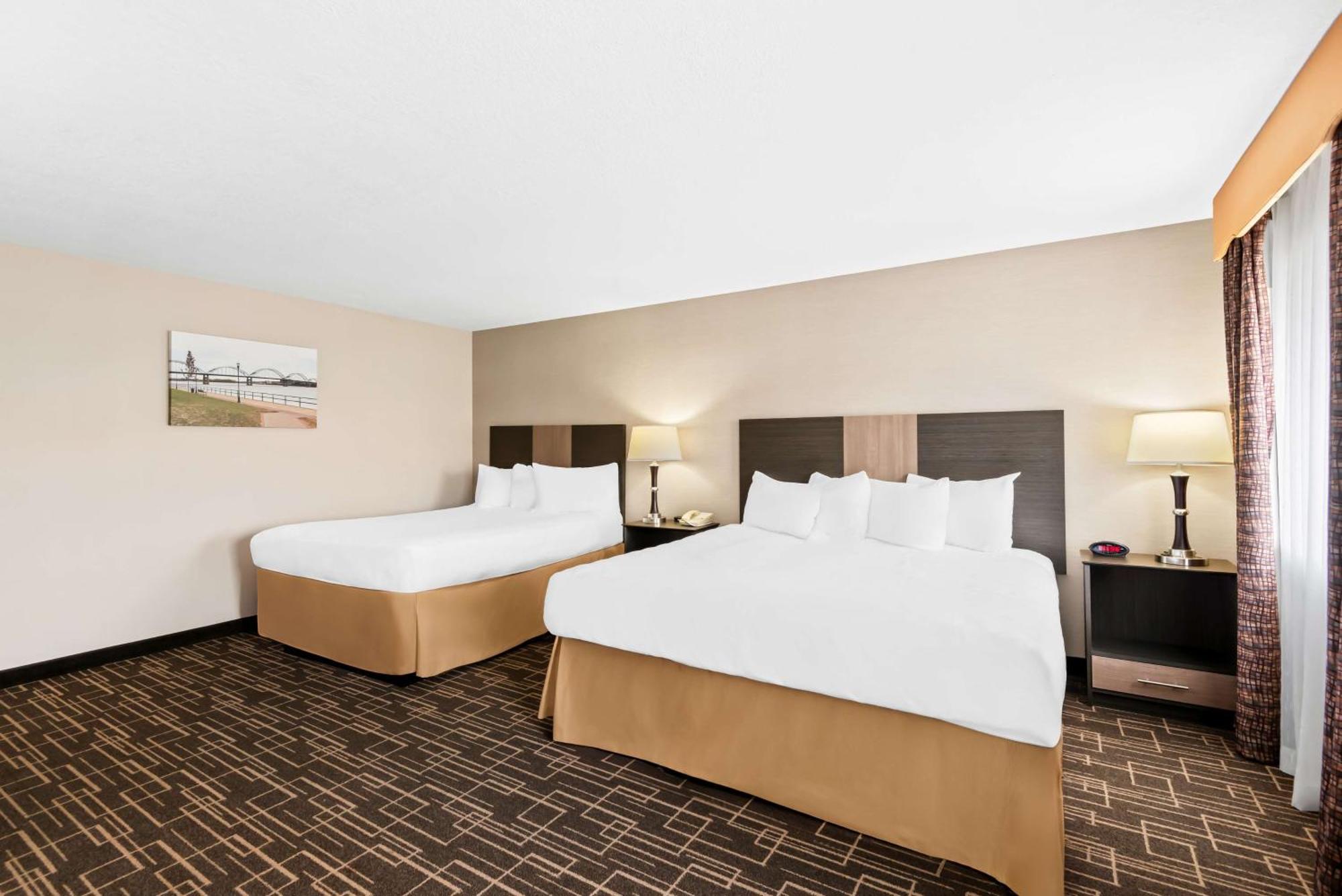 Western Airport 3*