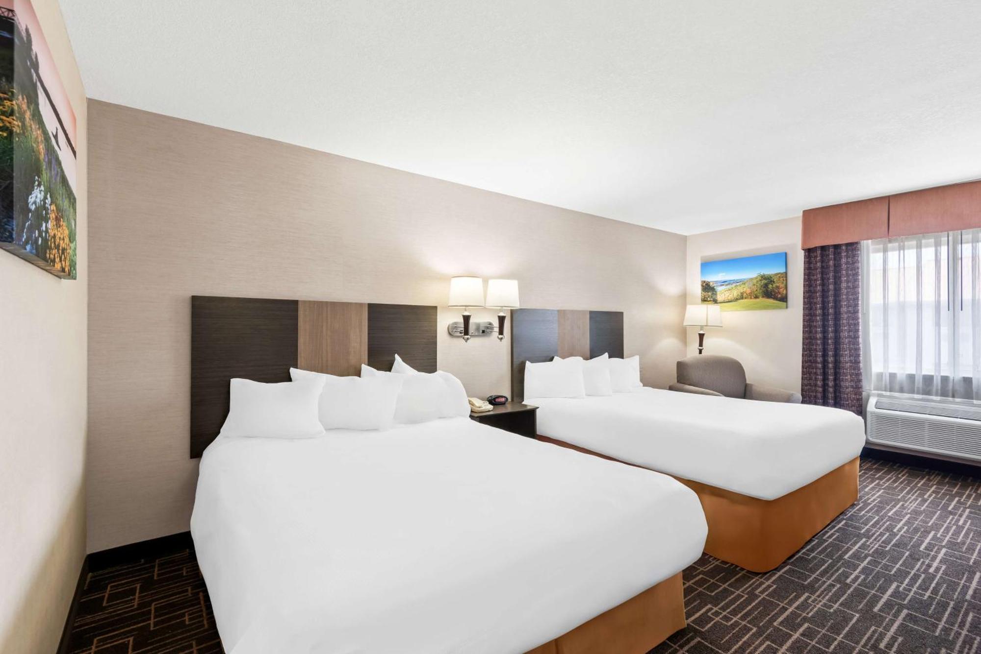 Western Airport Hotel 3*