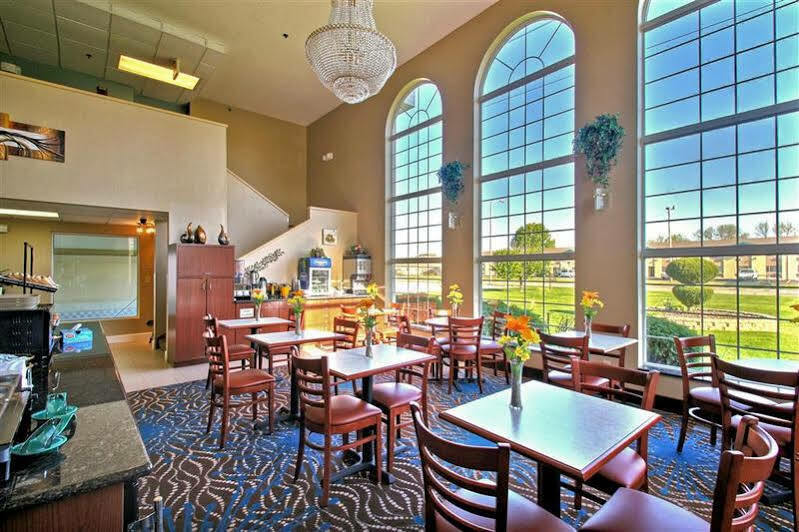 Hotel Western Airport 3*