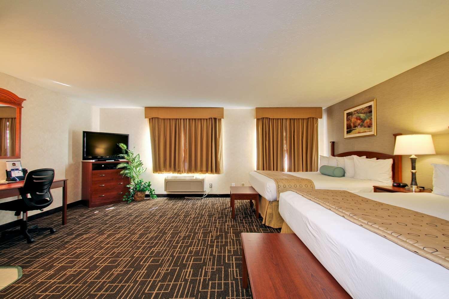 Western Airport 3*